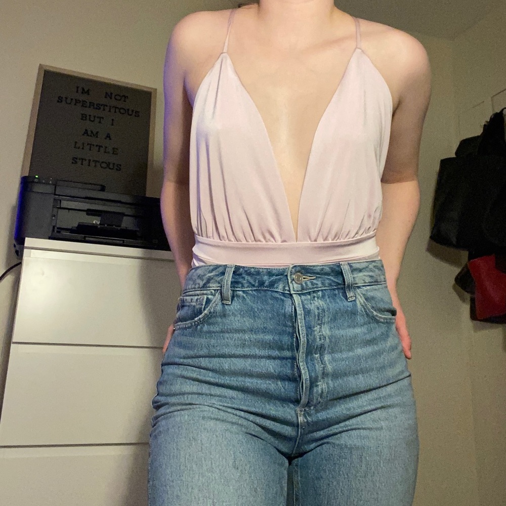 2/$30 Forever 21 bodysuit - Picture 1 of 6